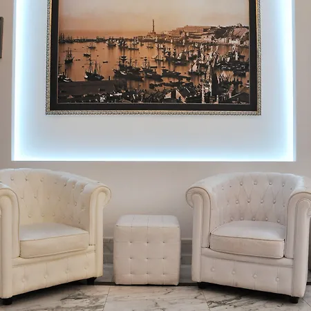 Hotel Twenty Nine 2*