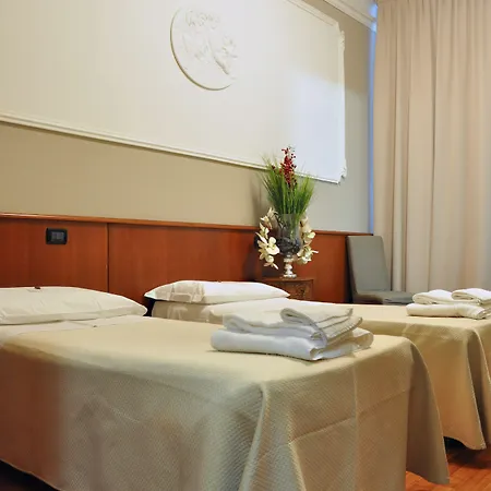 Twenty Nine Hotell 2*