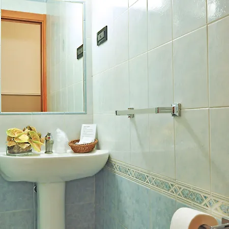 Twenty Nine ホテル 2*